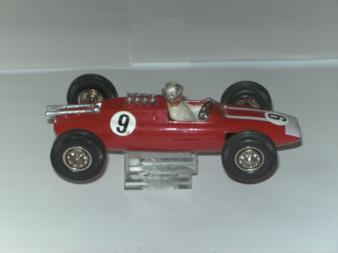 Datei:40402 Lotus Climax rot weisser Streifen s.jpg