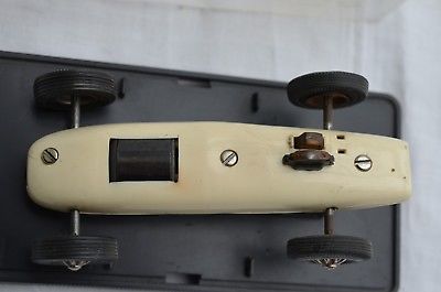 Datei:Lotus SV 2 unten.jpg