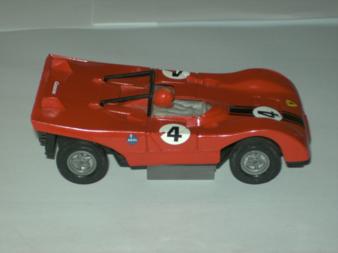 Datei:40418 Ferrari 312P orange-rot Streifen schwarz s.jpg