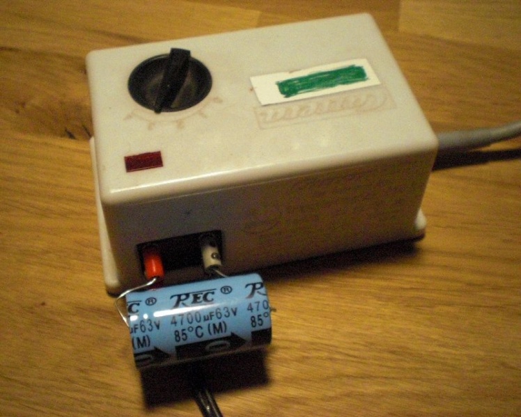 Datei:53711 mit Kondensator.jpg