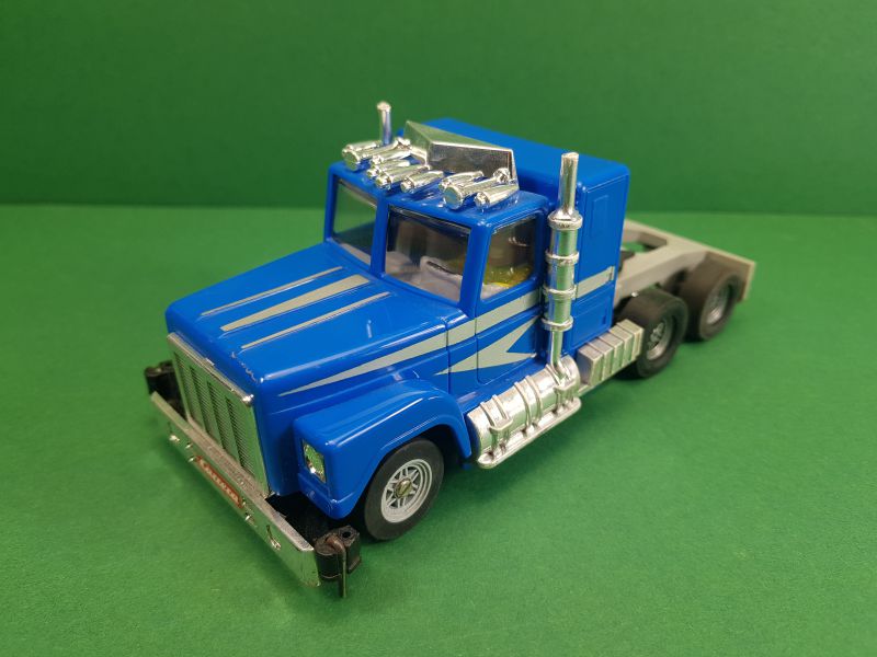 Datei:S132 lkw blau 1b.jpg